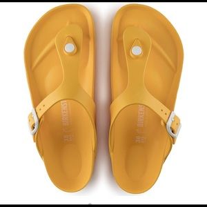 Birkenstock Gizeh sandals